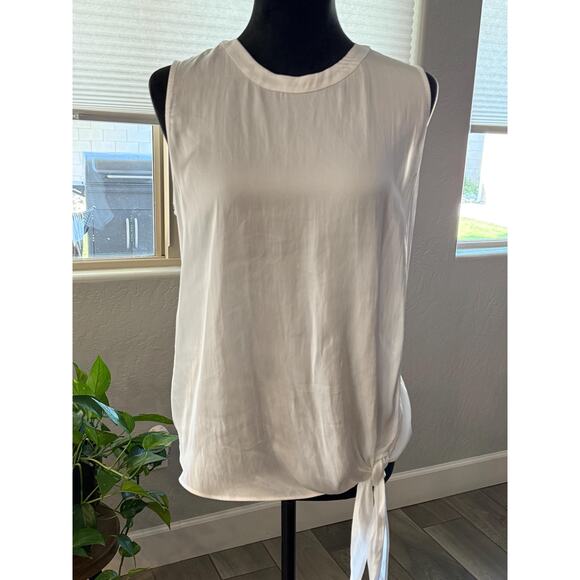Express Women's white Sleeveless Top Size Large Side tie detail NWT - Picture 3 of 4